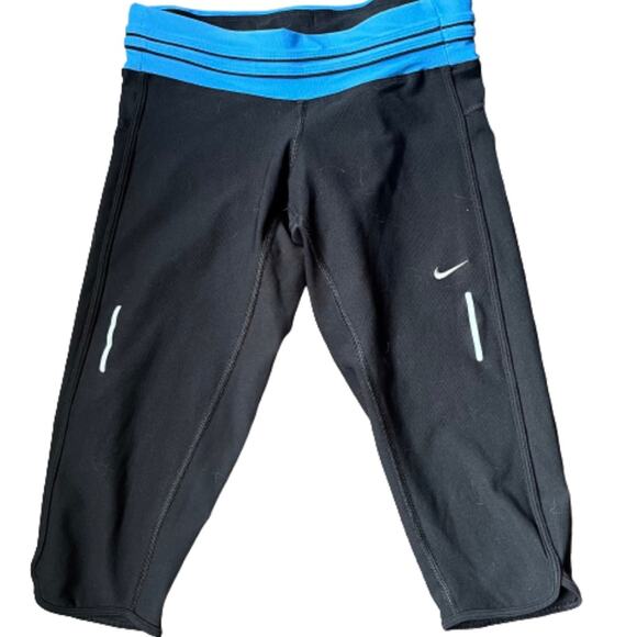 Nike Women’s XS tight knee running shorts - Picture 1 of 5